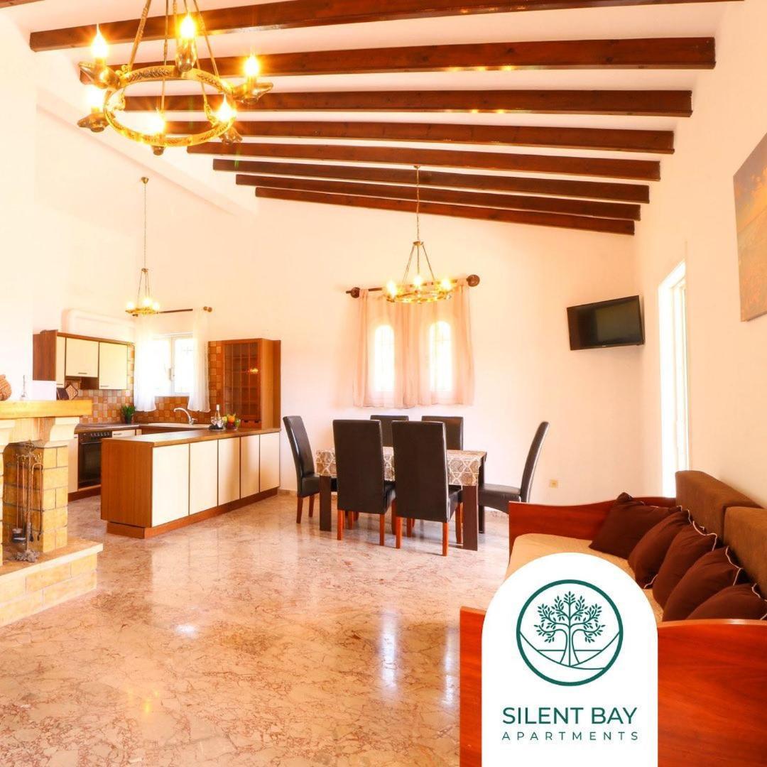 Silent Bay Apartments Katávolos エクステリア 写真