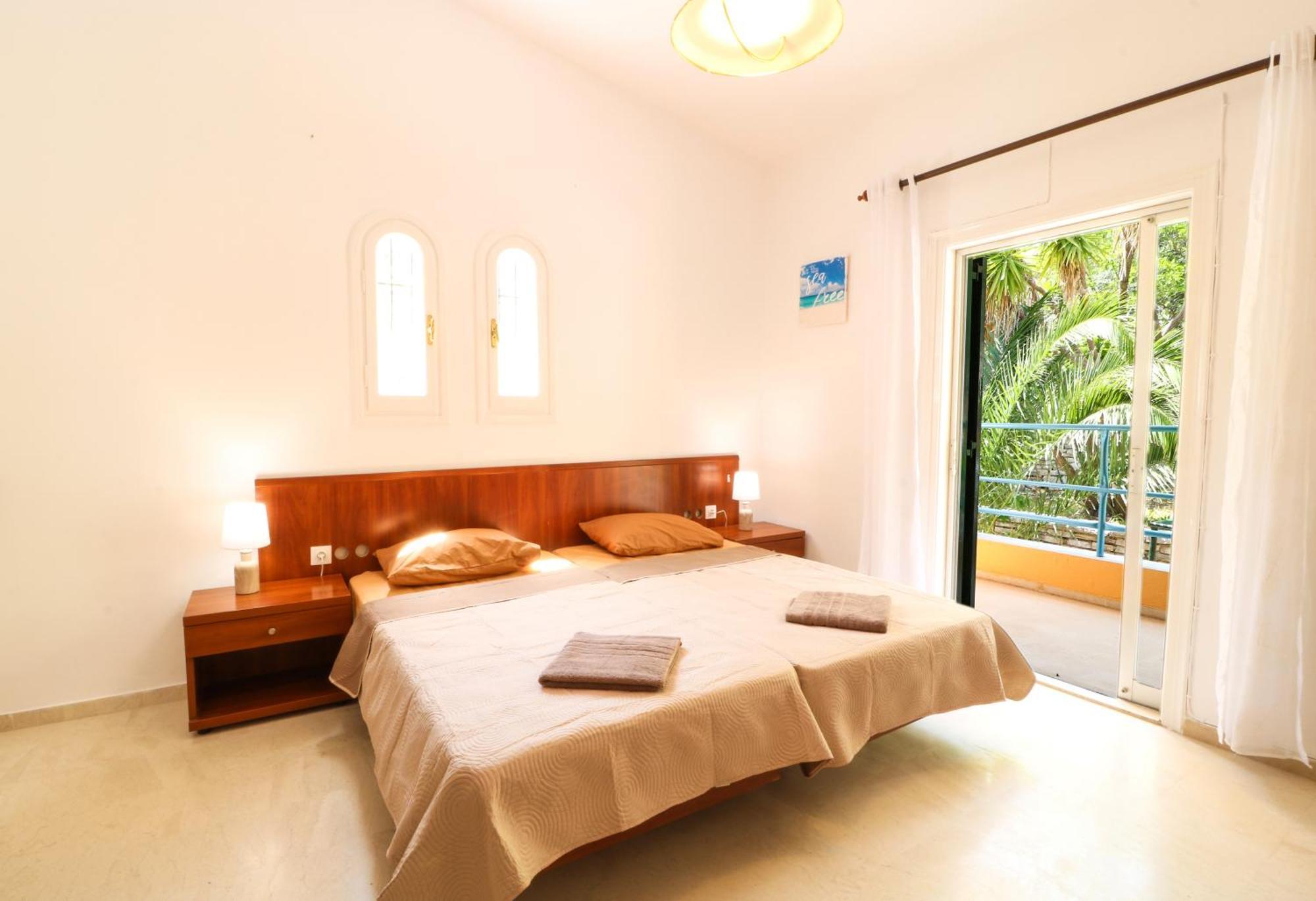 Silent Bay Apartments Katávolos エクステリア 写真