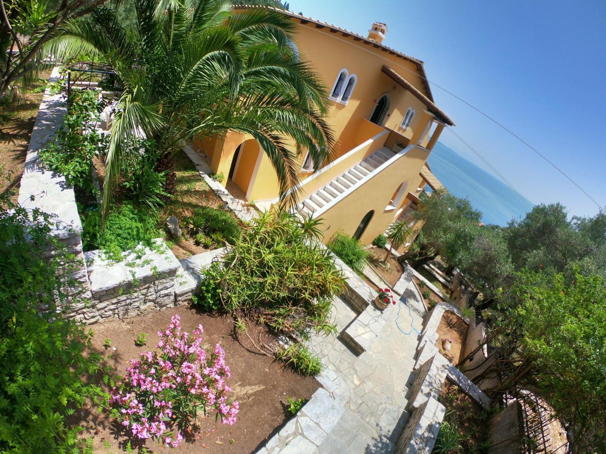 Silent Bay Apartments Katávolos エクステリア 写真